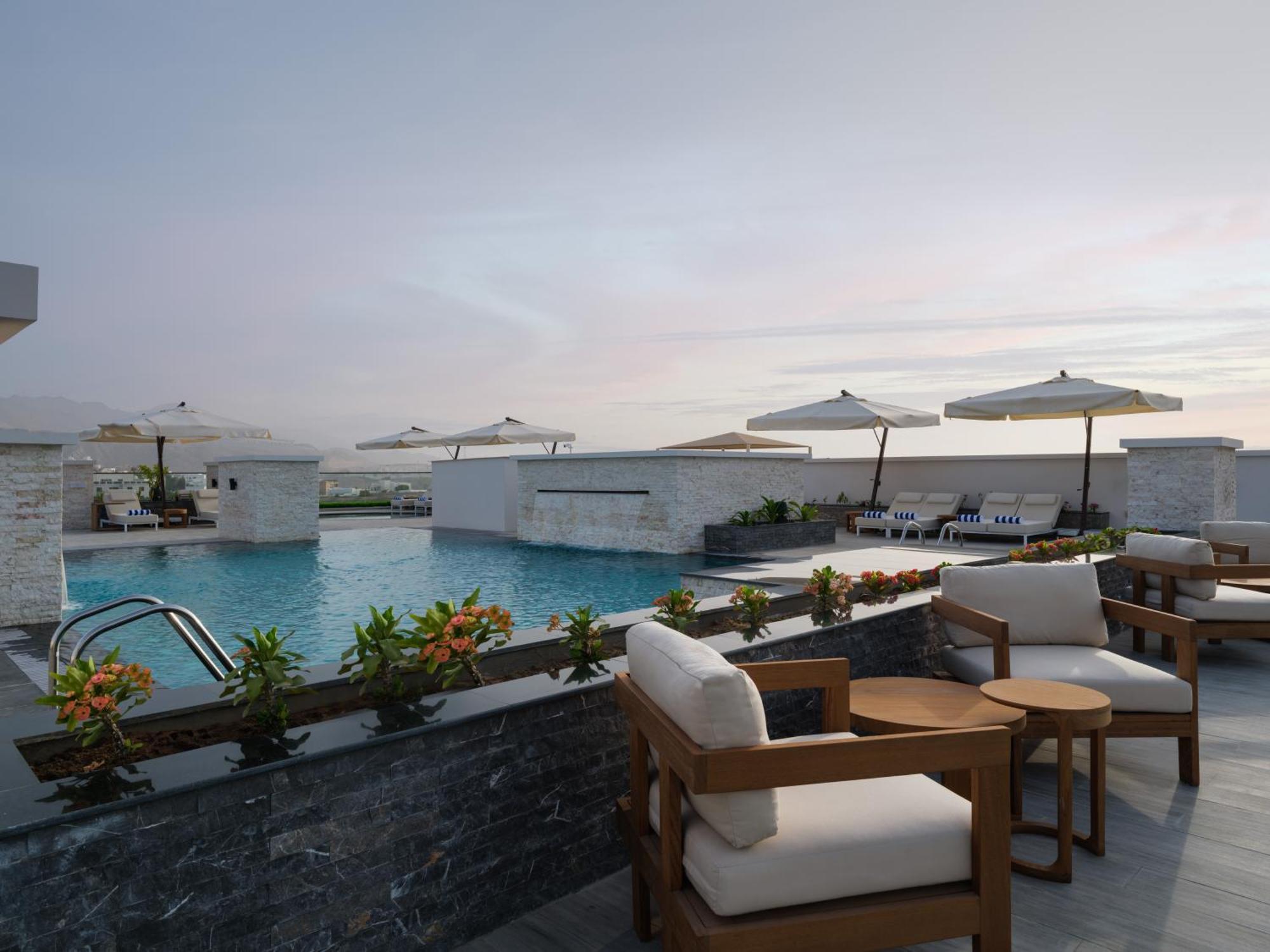 Doubletree By Hilton Muscat Qurum ภายนอก รูปภาพ