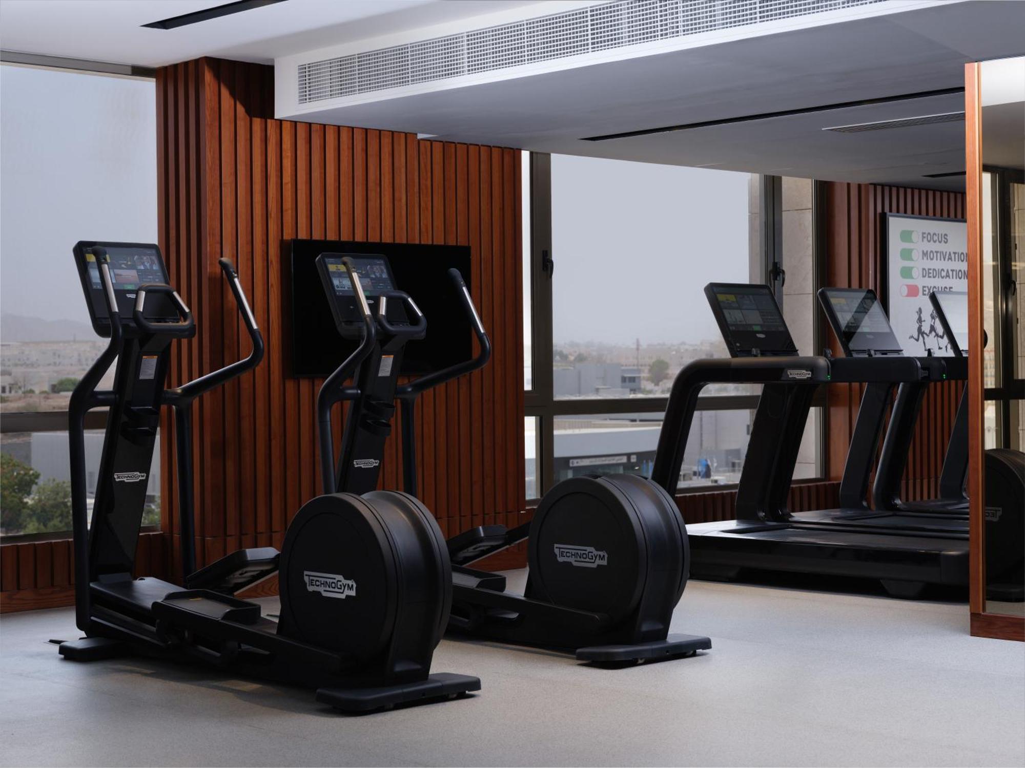 Doubletree By Hilton Muscat Qurum ภายนอก รูปภาพ