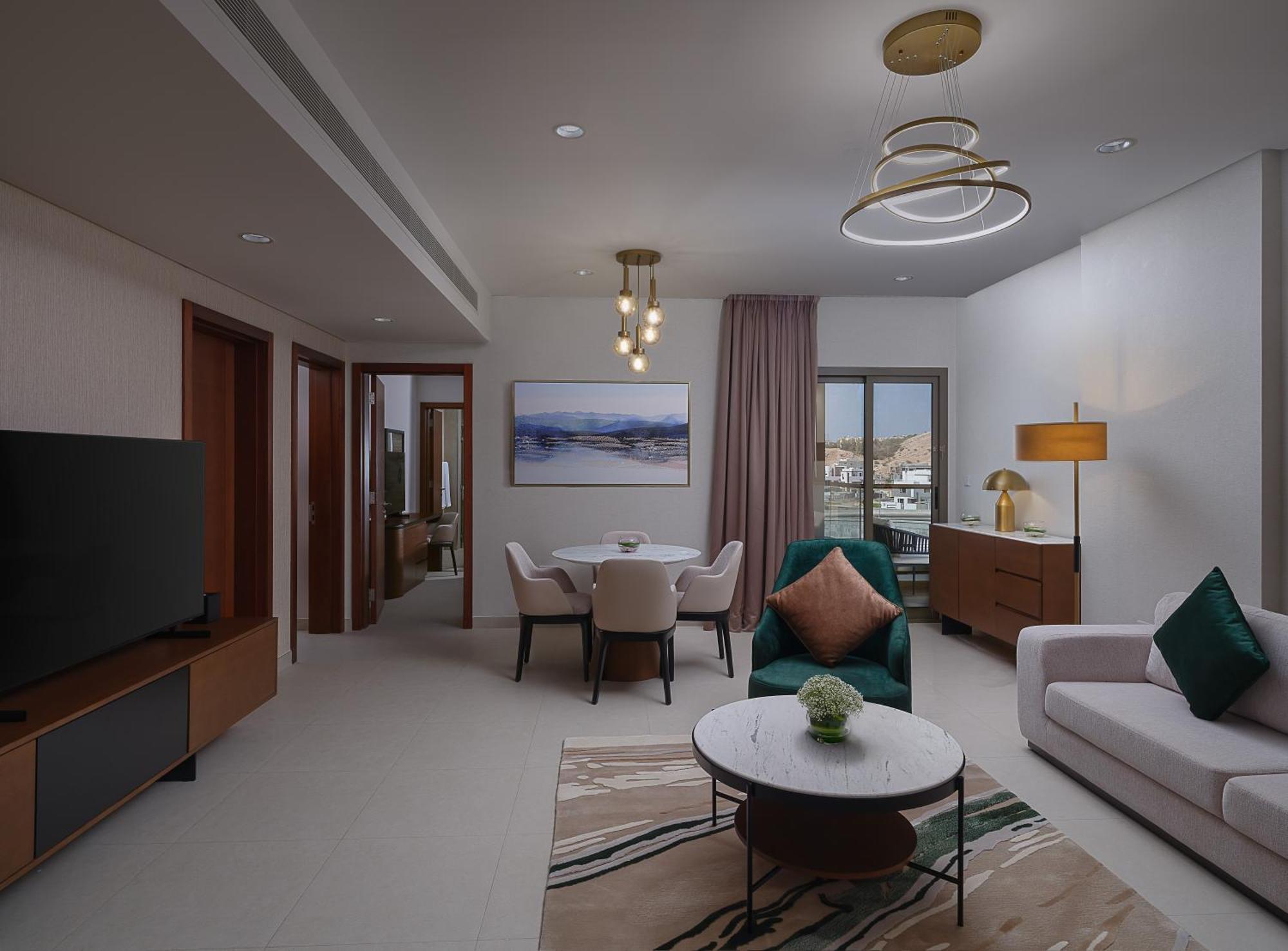 Doubletree By Hilton Muscat Qurum ภายนอก รูปภาพ